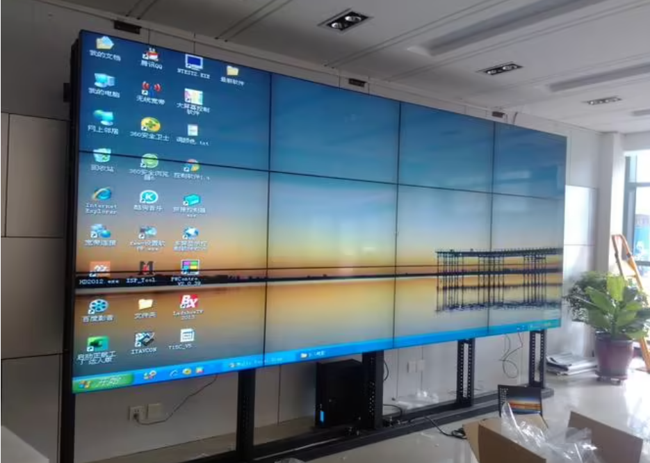 拼接屏如何選？LCD？OLED？
